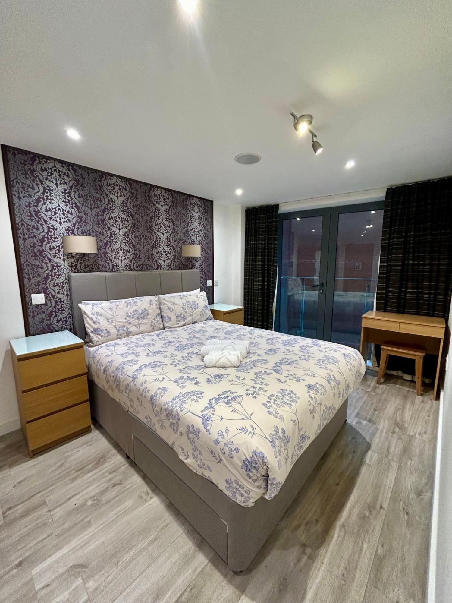 Cosy City Centre Location, Hydro Massage Showe Манчестер Екстер'єр фото
